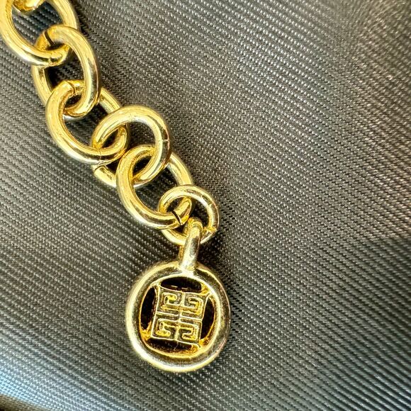 Givenchy Gold Tone Iconic Runway Flat Link Collar Necklace - Vintage - Picture 4 of 6
